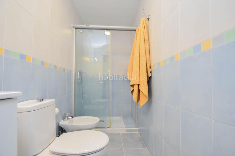 Foto 049bce4e-7ff4-490f-a658-34d1df1b9331. Casa adossada amb aparcament a Atarfe