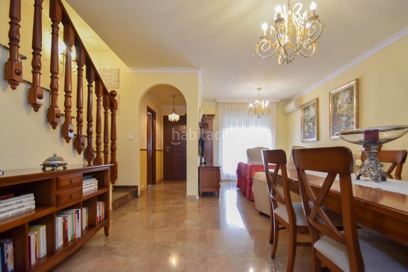 Foto 6a7d4262-6765-481c-bb0f-94db7329be1f. Casa adossada amb aparcament a Atarfe