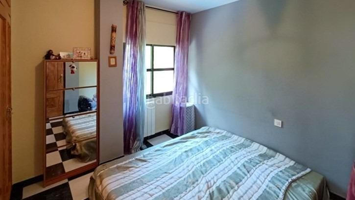 Foto 4b4b54b6-c7ea-4f3b-bb57-2a6aca0264c9. Casa amb aparcament piscina a Alfacar