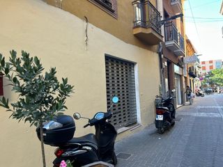 Miete Geschäftsraum  Calle real. Local comercial en primera línea en pleno centro de maracena