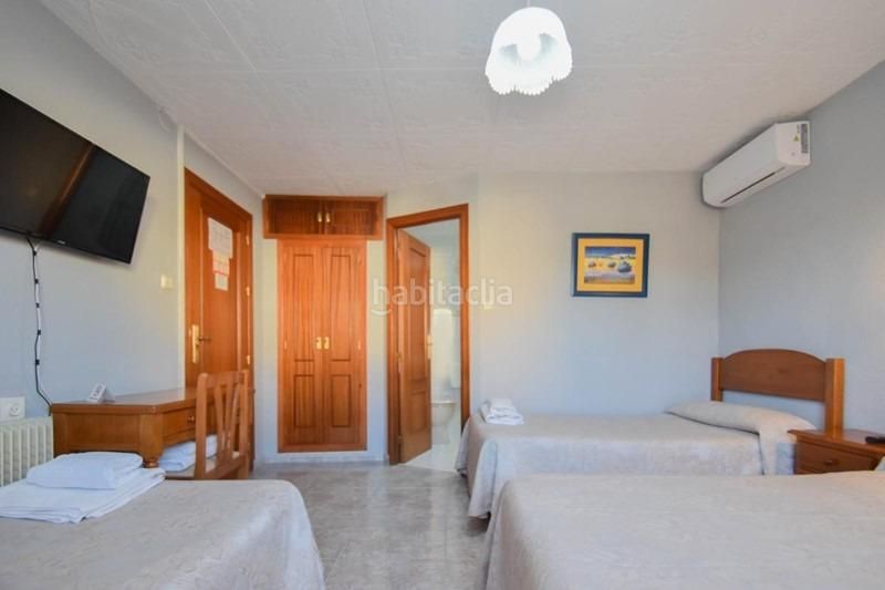 Foto 196f46b7-2a77-4c36-a283-d4bcbbd7f794. Edifici a Santa Fe