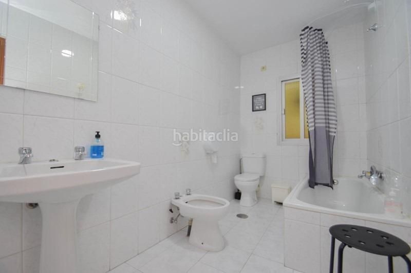 Foto a9efe2f1-e70f-42ba-bde4-c5103df85e93. Edifici a Santa Fe