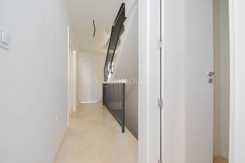 Foto 87a88346-562d-44d1-8424-1e070284316c. Casa adossada a Atarfe