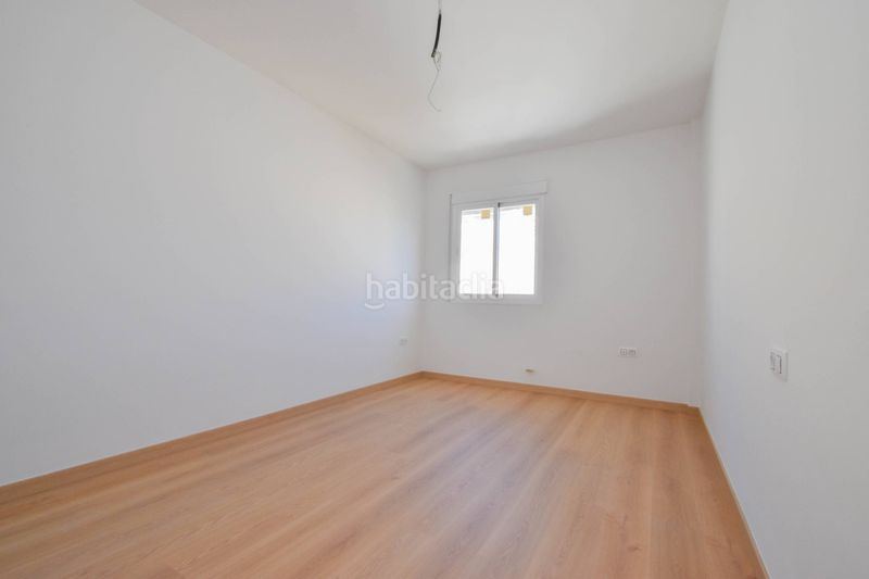 Foto cda99de2-e8fc-4b19-91b3-7730ebd8feaa. Casa adossada a Atarfe