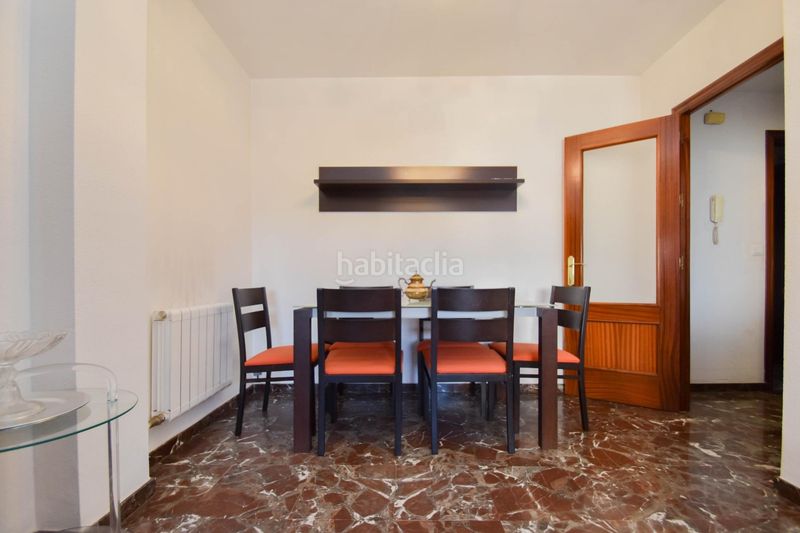 Foto be3d85a3-3e42-4125-a9e5-8abfa93f4ec8. Piso fantástico piso con balcón y piscina en barrio periodistas!! en Granada