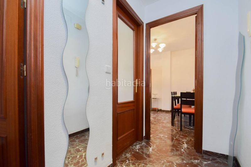 Foto c613a8a6-c3fa-4374-bbea-d9a1fed5f4ca. Piso fantástico piso con balcón y piscina en barrio periodistas!! en Granada