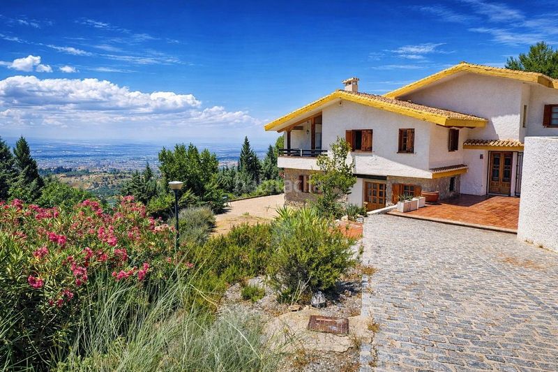 Foto 6222f8ef-4661-4e78-9f7f-aa7a07fa1ebd. Chalet el lujo en viznar en Víznar
