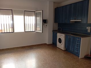 Rent Apartment in Atarfe. Apartamento en alquiler  céntrico en atarfe