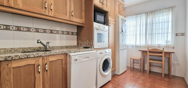 Foto 042a2919-c590-42a1-874e-3019c8f2b0c6. Maison jumelée avec chauffage parking piscine dans Torreblanca del Sol Fuengirola