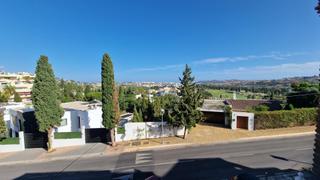 Casa adossada a Avenida de francia de mijas golf 14. Vivir en el golf es vivir en el cielo