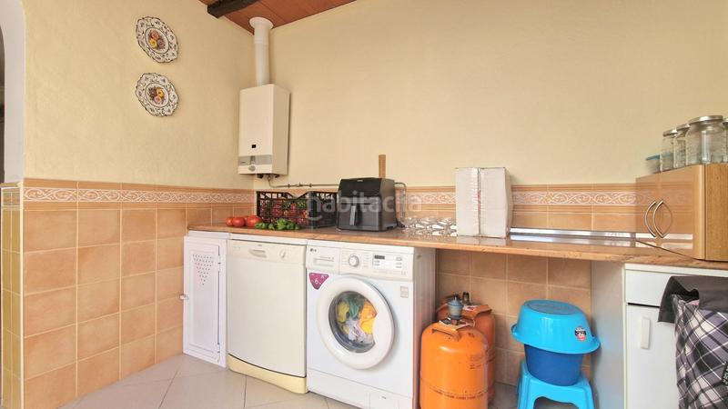 Foto 5431b87a-887b-449f-8395-3cbc3cb9a7b5. Casa adossada amb aparcament a Centro Mijas