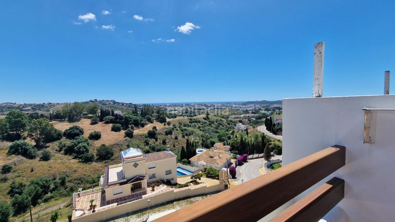 Foto 8a694026-60ad-4165-aa4b-f6d01468f7ba. Dúplex amb calefacció aparcament piscina a Mijas golf Mijas