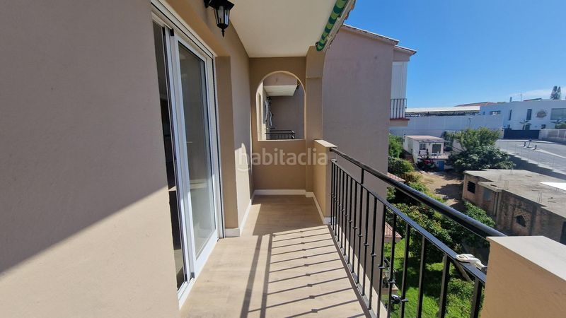 Foto b32658b3-ae49-48f1-94ea-ee6f80e0df3b. Lloguer pis a avenida avenida perdices 2 a campo de Mijas Mijas