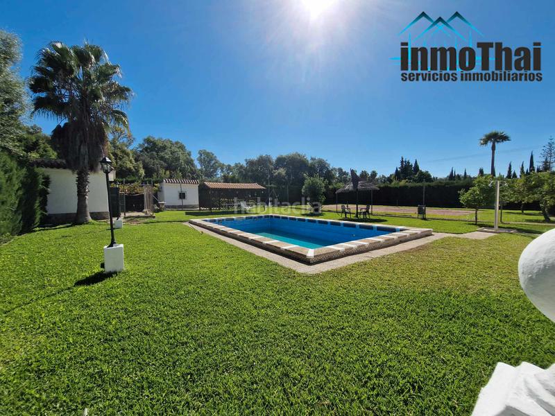 Foto 74faff0a-b37e-406b-bee9-3025cc814ae2. Chalet mit kamin parking pool in Parque Atlántico - Ronda este Jerez de la Frontera