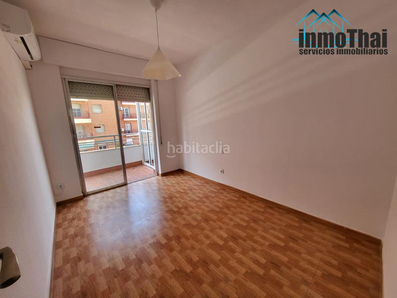 Foto 84cea0fc-9695-43e3-8ea2-0f54f2e59379. Pis a calle diego fernández herrera 1 a Madre de Dios Jerez de la Frontera