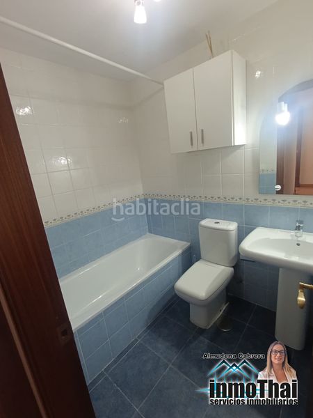 Foto 0d9dcb3f-91ca-4bc6-a05d-33c9b62a90f8. Pis amb xemeneia aparcament piscina a El Retiro - La Vid Jerez de la Frontera