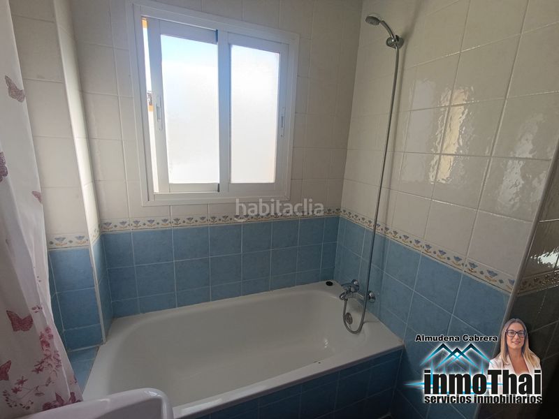 Foto 9d85363e-3e93-42a2-84e4-895b10a6b224. Pis amb xemeneia aparcament piscina a El Retiro - La Vid Jerez de la Frontera