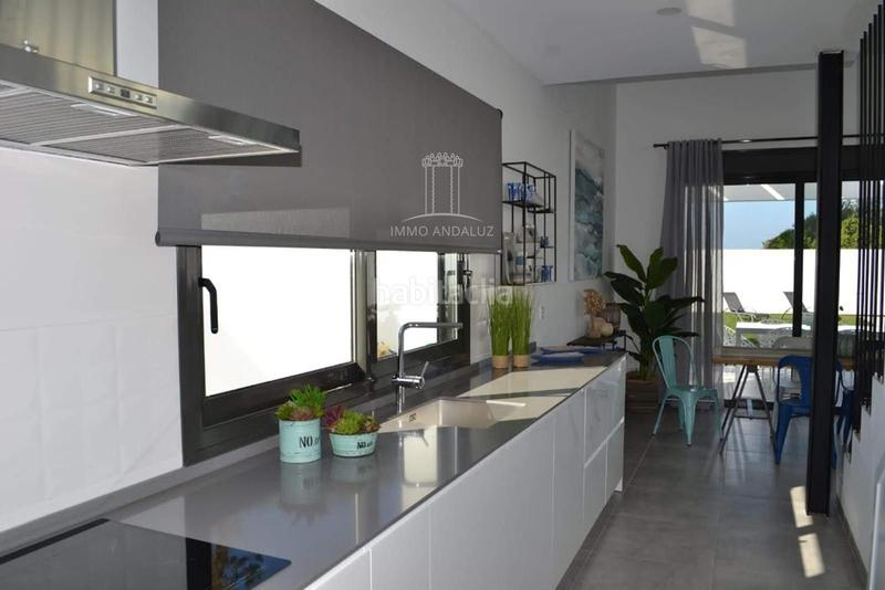 Foto 72e0ed2f-6160-4e67-bf5a-83c25adcc3a8. Xalet amb calefacció piscina a Conil Conil de la Frontera