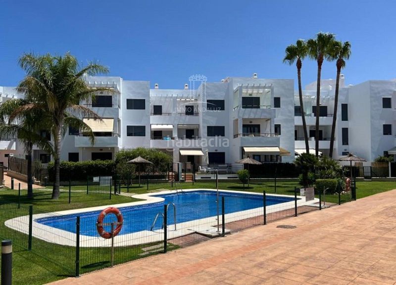Foto 29506a86-53e5-4c86-829a-ade938df5051. Àtic amb calefacció aparcament piscina a Conil Conil de la Frontera