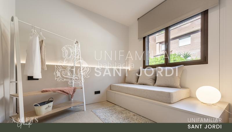 Foto f67ba3b7-d24d-4316-a15b-f9381bfbea15. Chalet 380m<sup>2</sup> con riscaldamento parcheggio in Mestral Reus