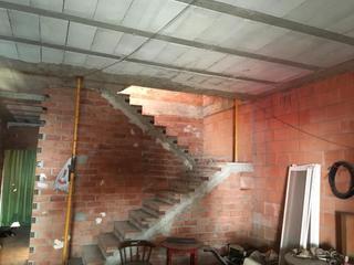 Casa a El Higuerón. Casa urbana para terminar a su gusto en el higuerón!!