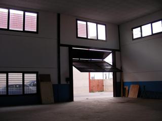 Nau industrial a Alcolea. Fantastica nave en polg. las quemadas!!