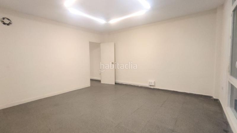 Foto 92552ca9-532a-4ba5-8c11-32c6399be56b. Oficina  en venta calle trinidad grund en Ensanche Centro - Puerto Málaga