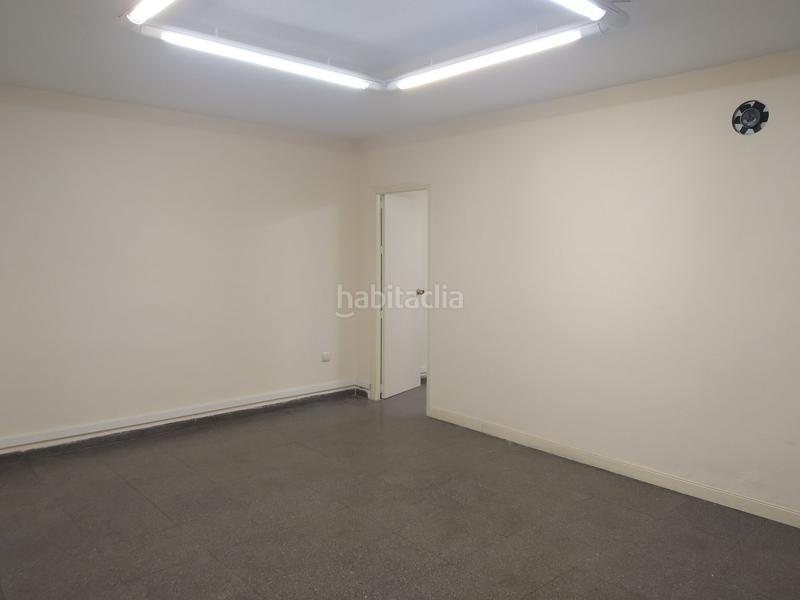 Foto b50b91b9-4d90-483a-82a1-a9a883a17d1c. Oficina  en venta calle trinidad grund en Ensanche Centro - Puerto Málaga