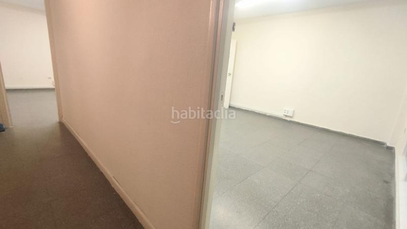 Foto d3110f6d-fa81-41eb-927d-37a620ca13d8. Oficina  en venta calle trinidad grund en Ensanche Centro - Puerto Málaga