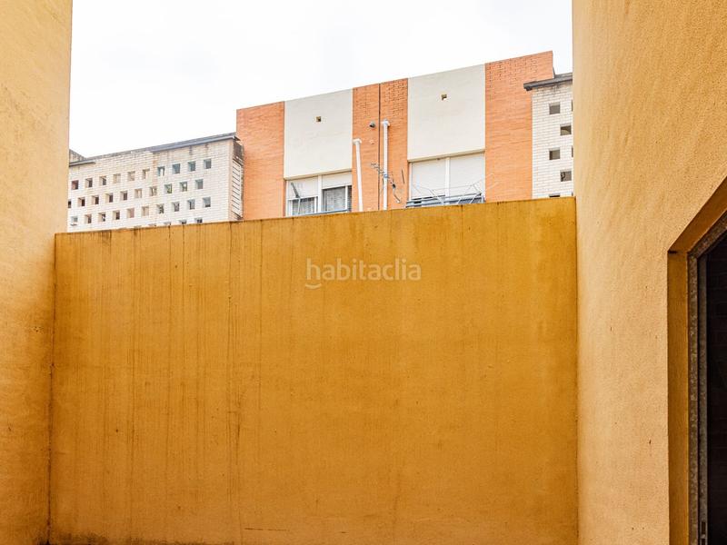 Foto a2d3851d-8388-4833-bbb3-ae483e1cc5db. Rent business premise in La Goleta - San Felipe Neri Málaga