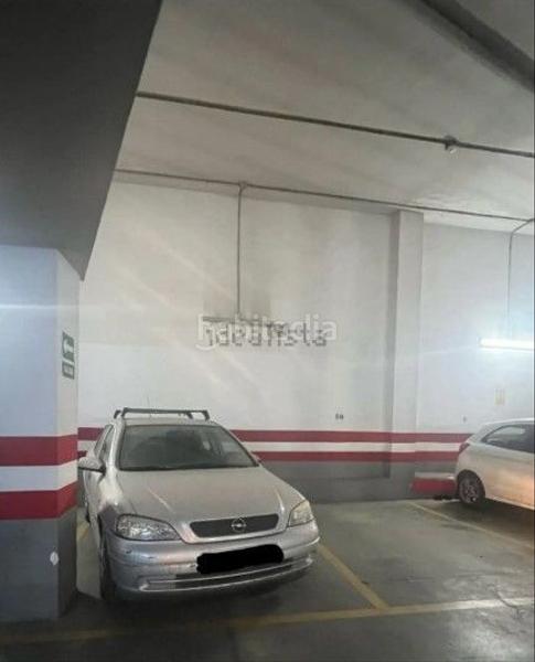 Foto 41ad0be6-5841-48b7-b9de-9e628a5e1f39. Parking coche garaje amplio en capuchinos en El Ejido Málaga