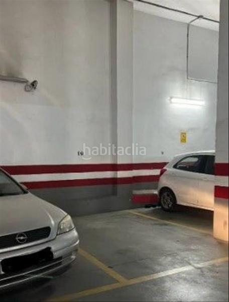 Foto 989fdded-d0c6-4bd6-95d1-9563b9f3444b. Parking coche garaje amplio en capuchinos en El Ejido Málaga