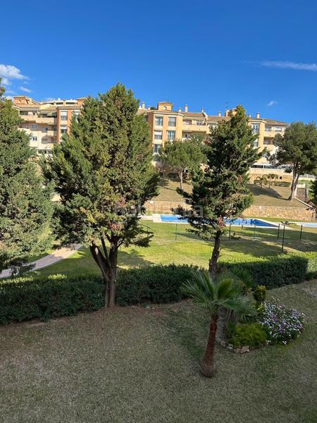 Foto 484f26f0-81b2-4b72-ba36-6b28fffc1467. Flat with pool in Parque Clavero Málaga