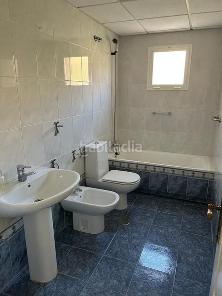 Foto b948188f-0129-4fdc-9e37-56faf2695ae3. Piso en Parque Clavero Málaga