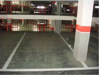 Aparcament cotxe  Carreteria. Se vende plaza de garaje amplia ubicada en el edificio macesa en