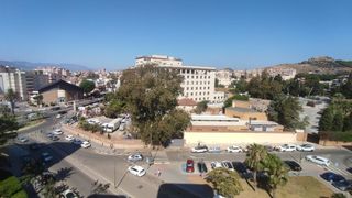 Location Appartement  Mochingo. Zona carlos haya, 4 dormitorios y 2 baños. máximo 3 personas