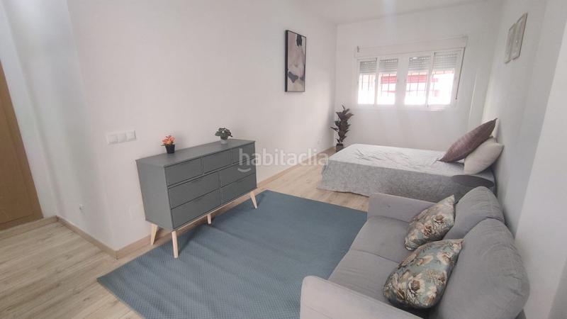 Foto d3675968-4524-4b5e-a8ba-c70d369f71f2. Estudio en sebastian de eslava 10 en Parque Victoria Eugenia Málaga