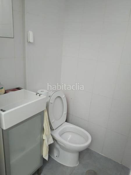 Foto 0b8dab79-4797-4ffb-9aa7-59fe59d91544. Casa con parcheggio in Barrio de Ciudad Jardín Málaga