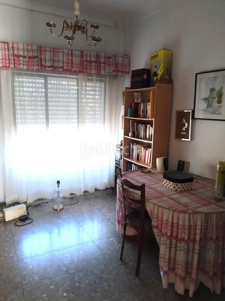 Foto 7f7474af-9444-430a-9b30-40b7e8312486. Casa con parcheggio in Barrio de Ciudad Jardín Málaga