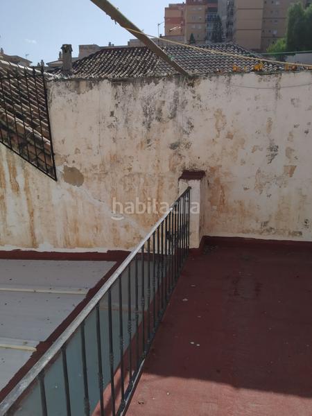 Foto 81d54932-2765-42bd-bca3-d64cadeb067a. Casa con parcheggio in Barrio de Ciudad Jardín Málaga