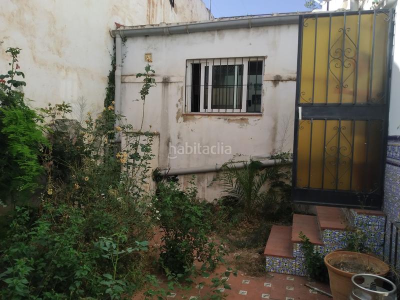 Foto cd0e12d6-8ac6-468a-a0be-9cbc76696097. Casa con parcheggio in Barrio de Ciudad Jardín Málaga