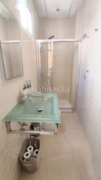 Foto 57d0d3be-79b9-41a2-a8a4-4c4c9b515315. Piso  exterior, ubicado en la última planta de un edificio histórico rehabilitado en Málaga