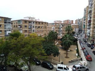 Appartement  Plaza de miraflores. Piso exterior de esquina en miraflores, tercera planta sin ascen