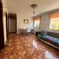 Appartement  Practicante fernandez alcolea. Piso en el palo a unos 200 metros de la playa.