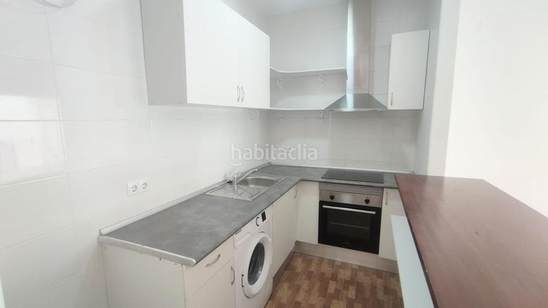 Foto 49b2f4c9-cc91-4ffe-83a9-a12338ba4afe. Apartamento en Parque Victoria Eugenia Málaga