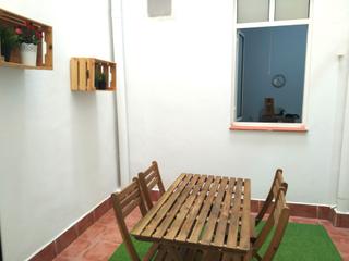 Appartement  Carreteria. Piso amueblado con licencia turística inscrita en el registro de