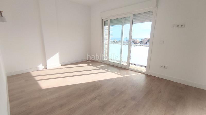 Foto ac876673-4e0e-4fb8-a5b9-c601c7259c93. Duplex con piscina in Montemar Torremolinos