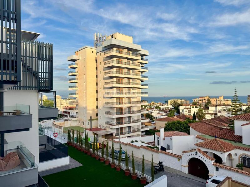 Foto e881df99-4f27-4c28-945b-d7db42d68248. Duplex con piscina in Montemar Torremolinos
