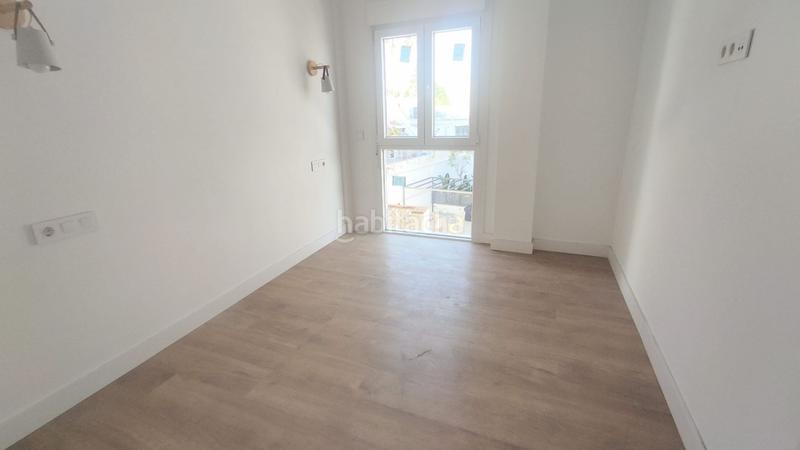 Foto 01ce6241-0c4c-40d4-a574-c33ee59063ae. Zweistöckige wohnung mit pool in Montemar Torremolinos