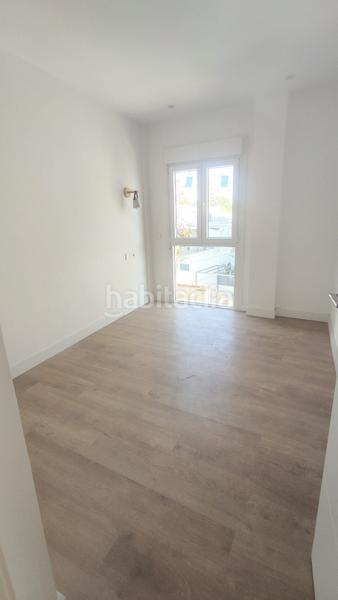 Foto cc6b71fa-e040-4797-9a6c-90bb11b41315. Zweistöckige wohnung mit pool in Montemar Torremolinos